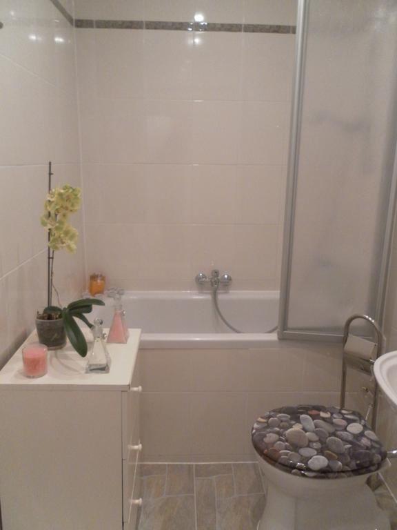 Kudamm Apartment West Central City Berlin Bilik gambar